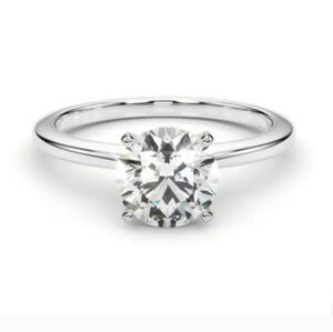 Diamond solitaire QZ  engagement ring  2-carats silver band